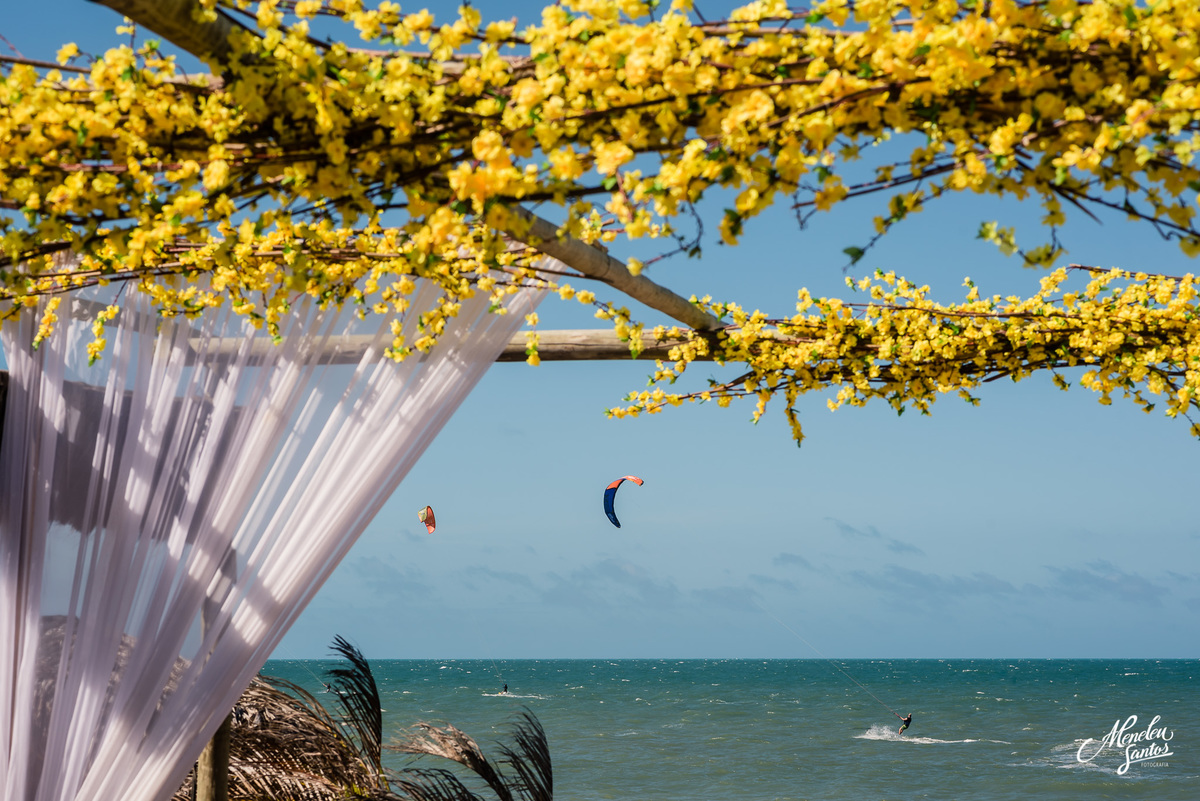 Casamento na praia com fotógrafo em fortaleza no Itaca hotel no cumbuco