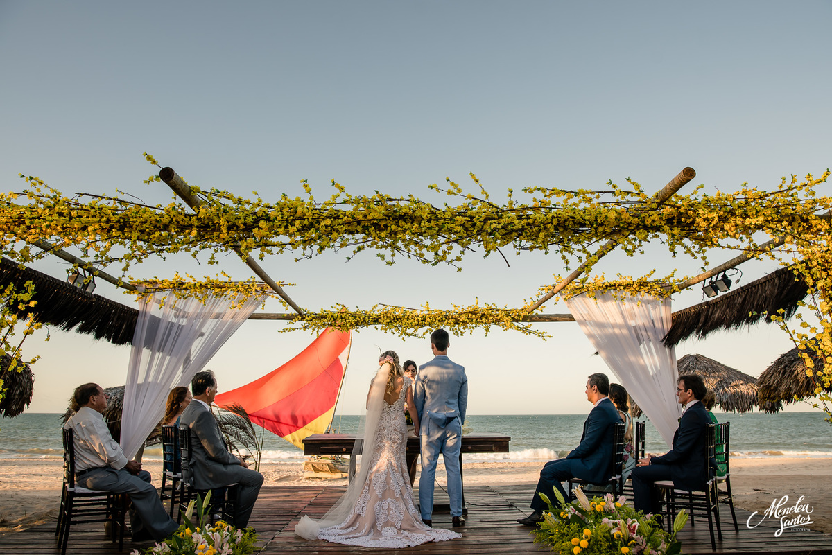 Casamento na praia com fotógrafo em fortaleza no Itaca hotel no cumbuco