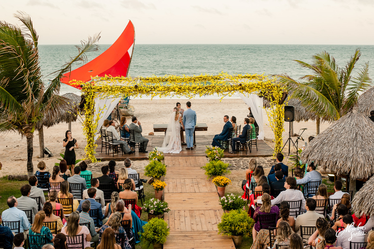 Casamento na praia com fotógrafo em fortaleza no Itaca hotel no cumbuco