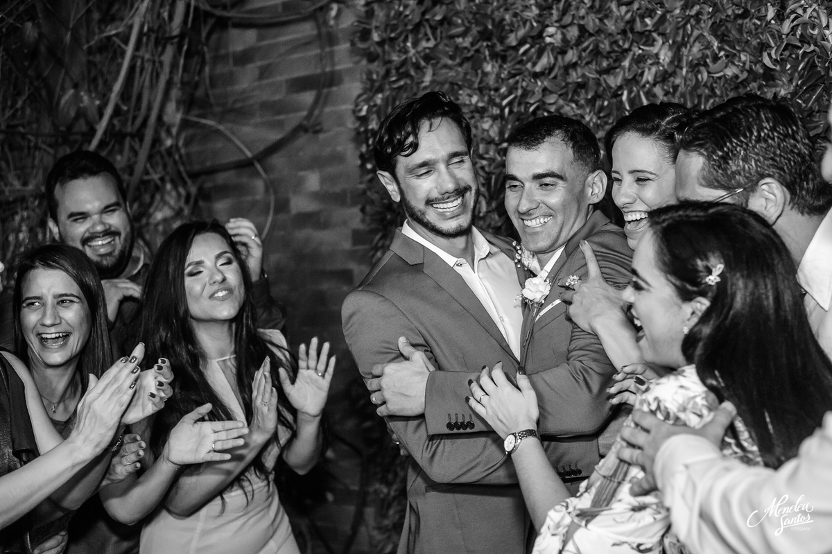 Casamento gay em Fortaleza no lô restaurante com Meneleu santos fotografia de casamento