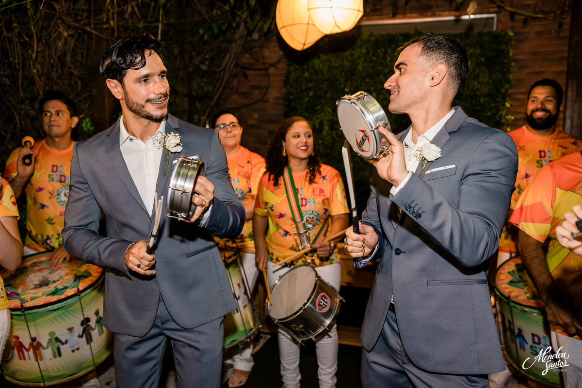 Casamento gay em Fortaleza no lô restaurante com Meneleu santos fotografia de casamento e unidos da cachorra