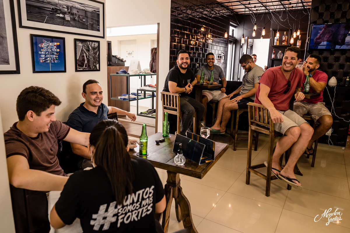 Making of do noivo em barbearia em Fortaleza