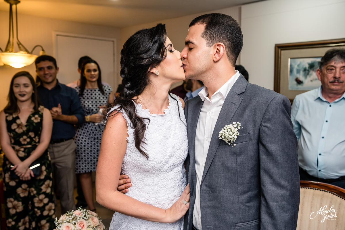 Casamento civil realizado no cartório Mucuripe por fotógrafo em fortaleza Meneleu Santos