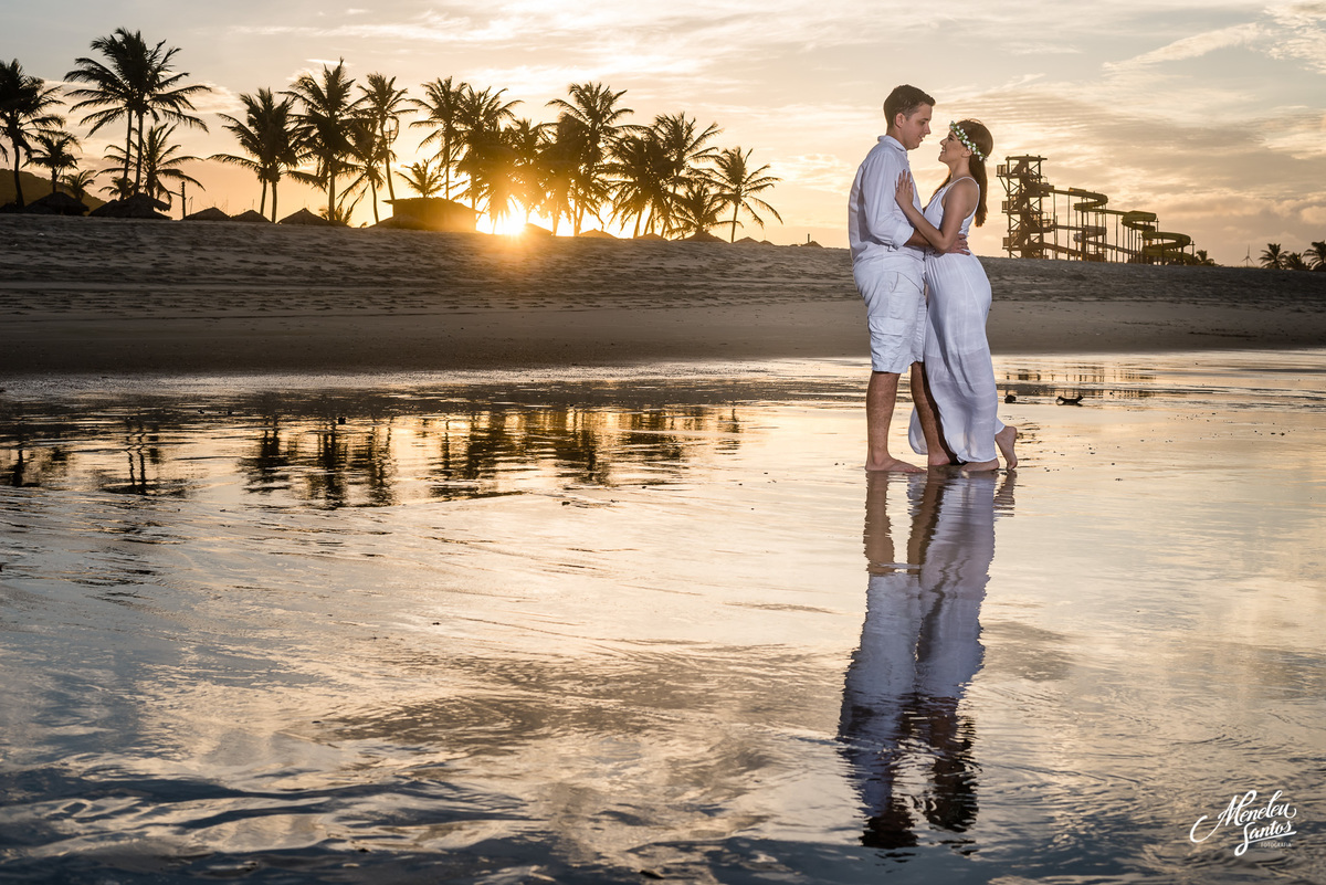 Ensaio Externo na praia do Japão  por Fotógrafo de casamento Meneleu Santos
