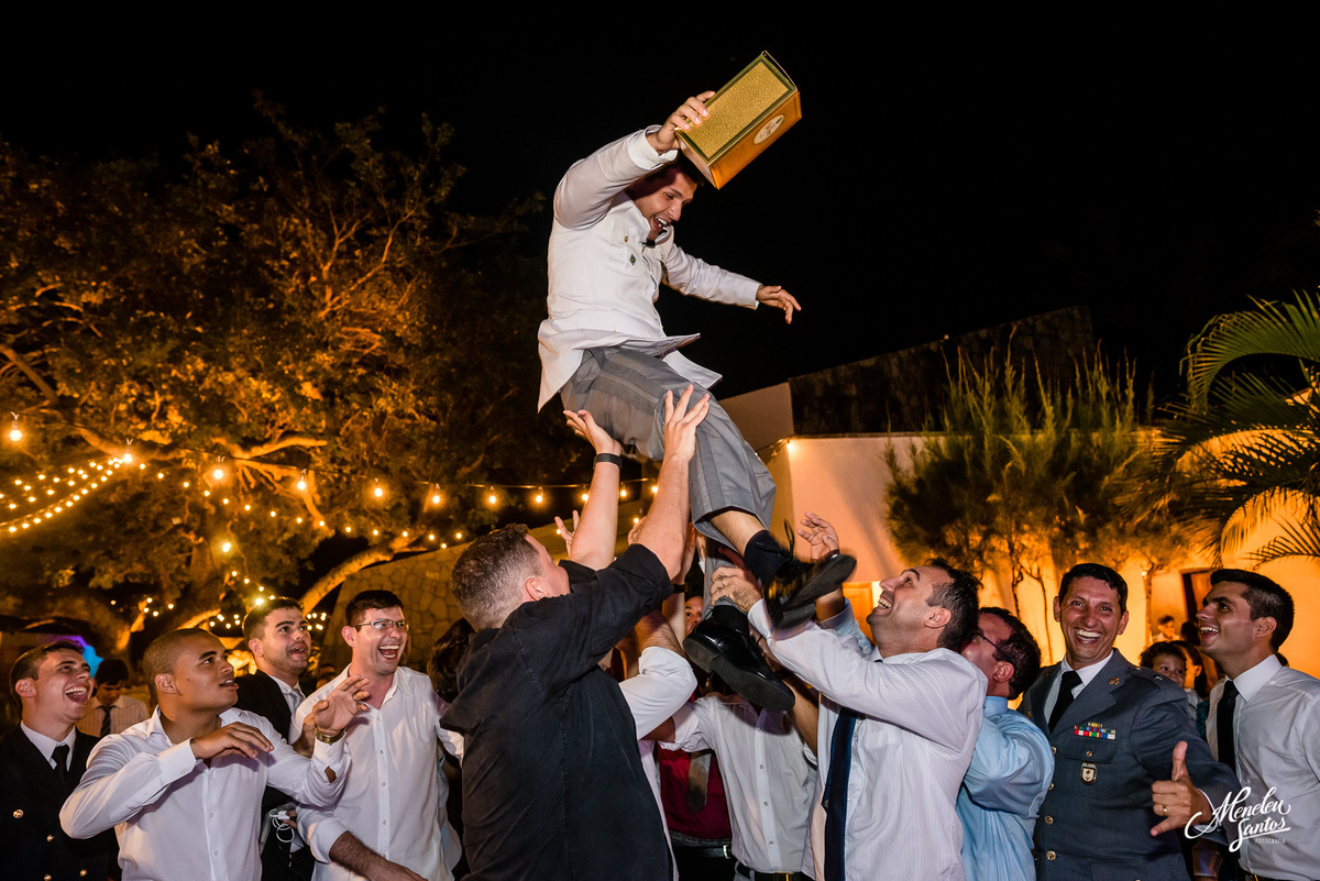 Fotografia de casamento em Fortaleza no Buffet Le Jardin por Fotógrafo Meneleu Santos