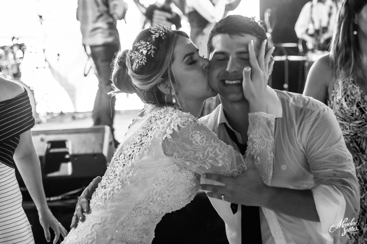 Fotografia de casamento em Fortaleza no Buffet Le Jardin por Fotógrafo Meneleu Santos