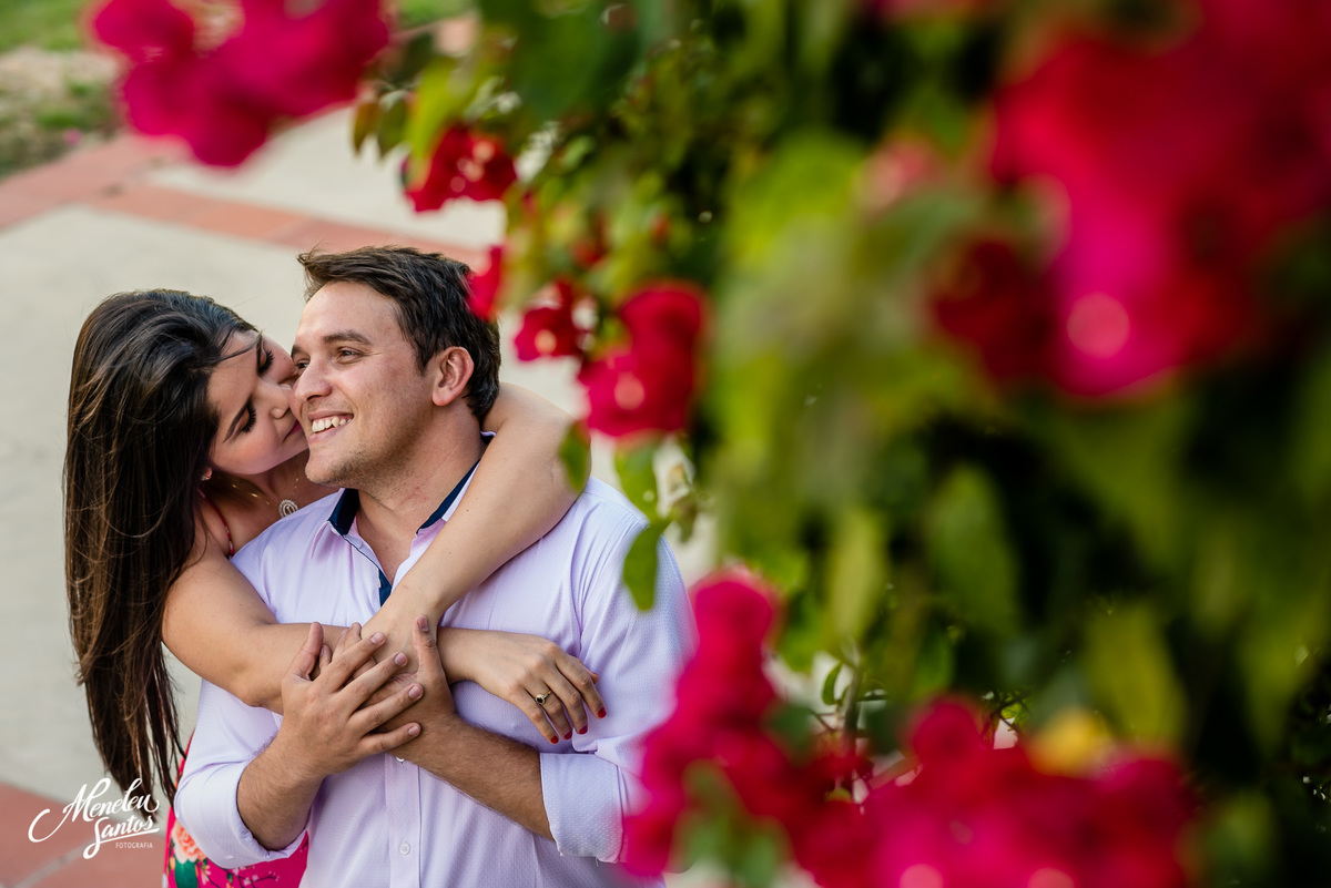 Ensaio com o casal de Belém do Pará, Janyelle e Fernando. Realizado no Engenhoca Park e em Prainha - Aquiraz-CE por Fotógrafo em Fortaleza Meneleu Santos