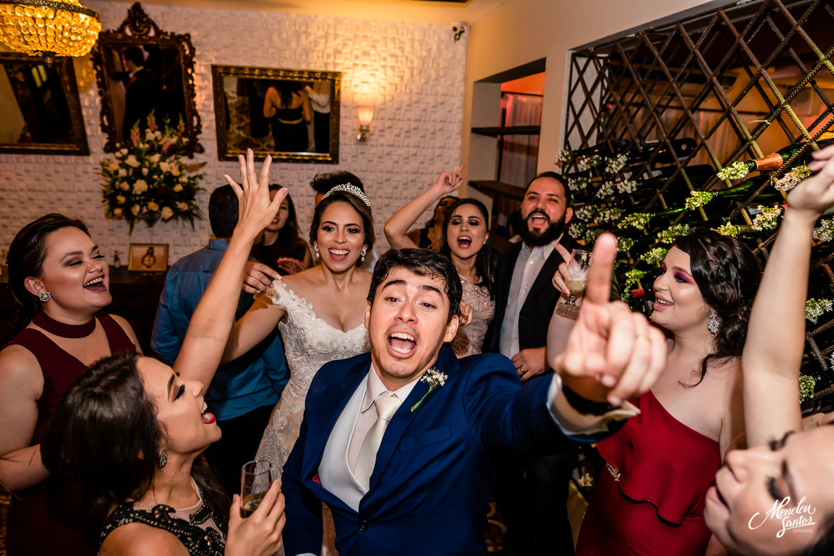Casamento na cripta da catedral por fotógrafo em fortaleza Meneleu Santos
