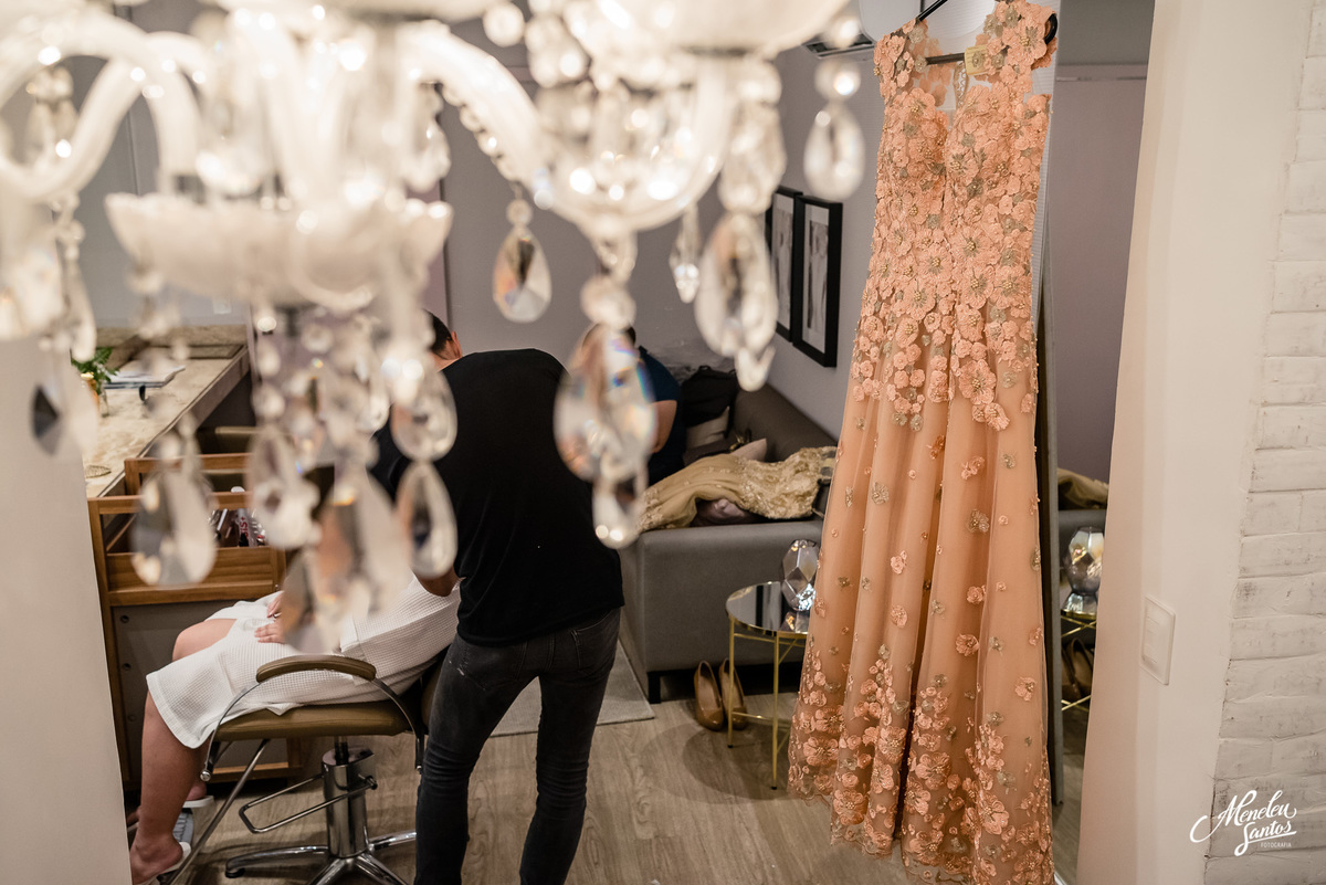 Making of de 15 anos no salao Casa Linda Flor por Fotógrafo  de debutantes  meneleu santos