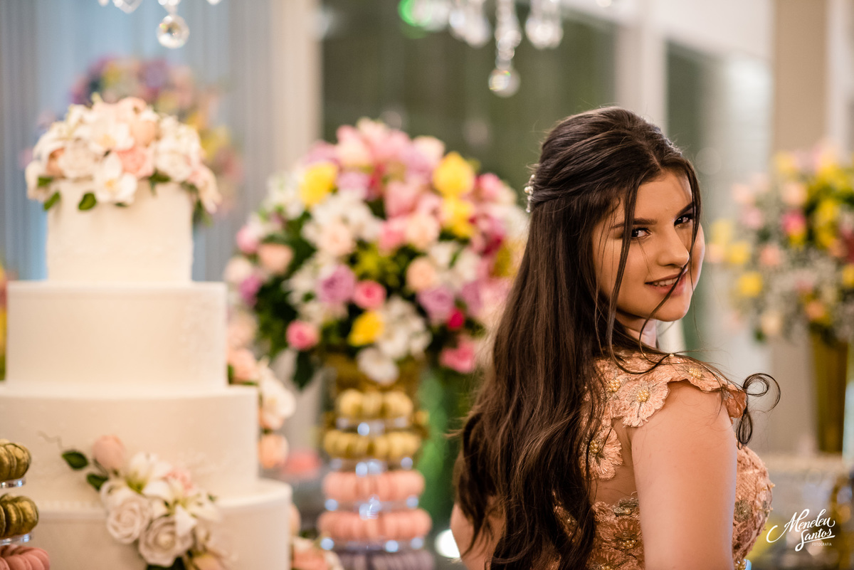 Aniversário de 15 anos no buffet Royal Gourmet em Fortaleza por Fotógrafo  de debutantes  meneleu santos