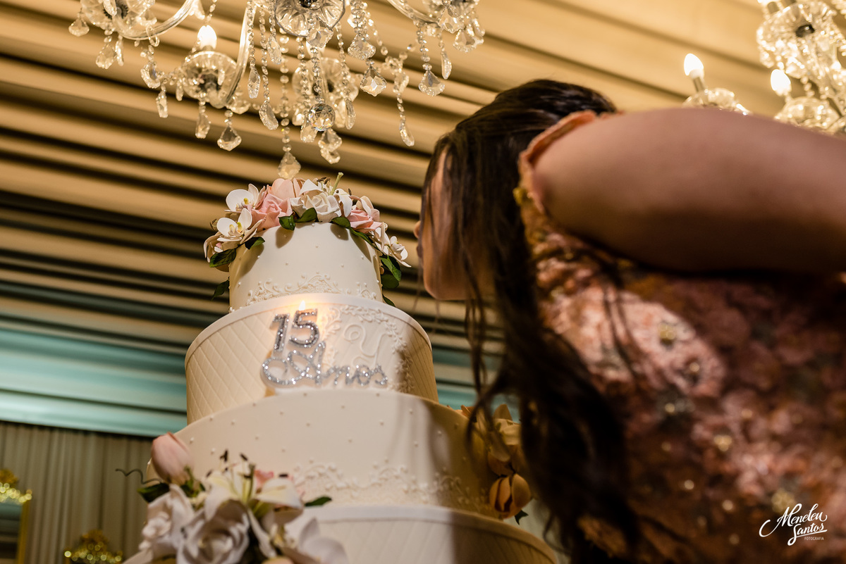 Aniversário de 15 anos no buffet Royal Gourmet em Fortaleza por Fotógrafo  de debutantes  meneleu santos
