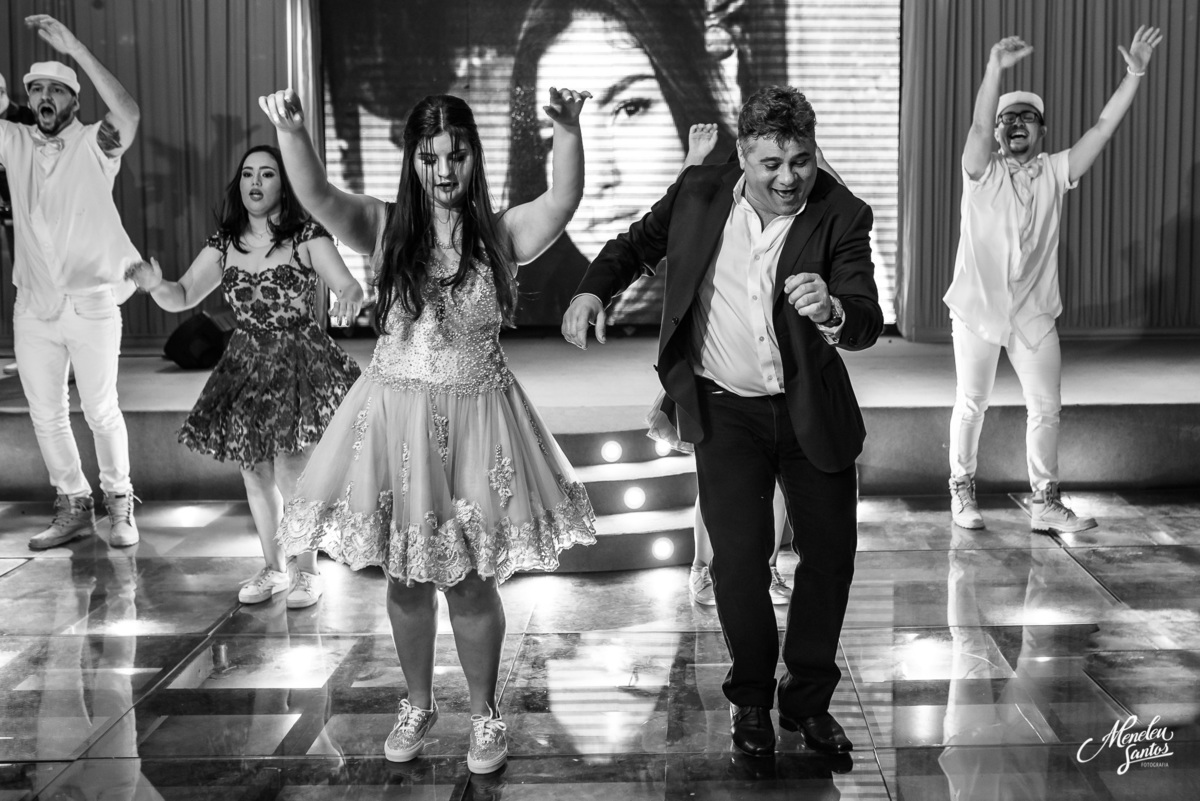 Aniversário de 15 anos no buffet Royal Gourmet em Fortaleza por Fotógrafo  de debutantes  meneleu santos