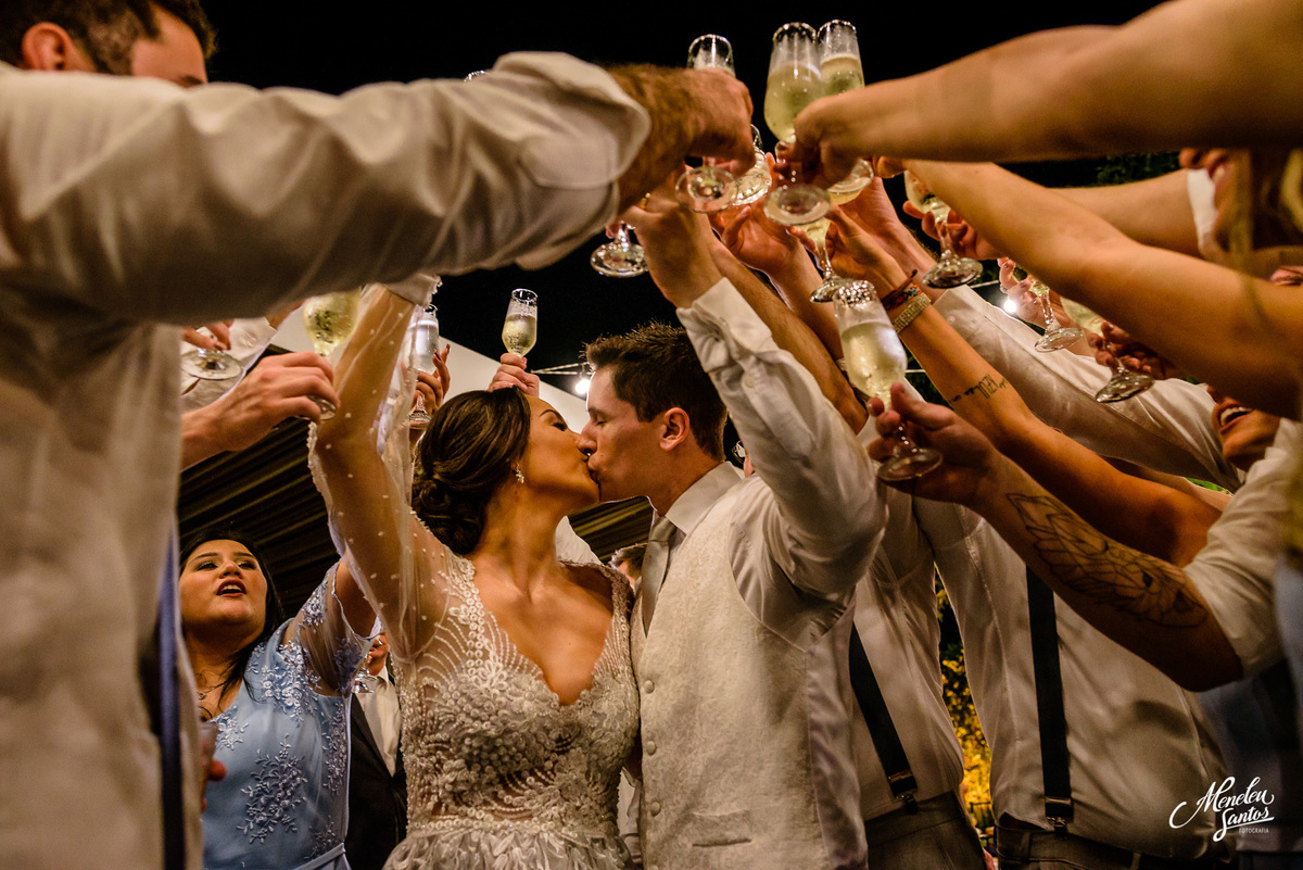 Fotografia de casamento no buffet Le Jardin por Fotógrafo de casamento em Fortaleza Meneleu Santos