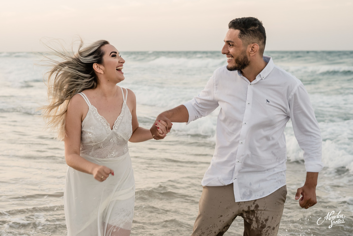 Ensaio de casal no Engenhoca Park e na praia do japão por fotógrafo de casamento em fortaleza Meneleu Santos