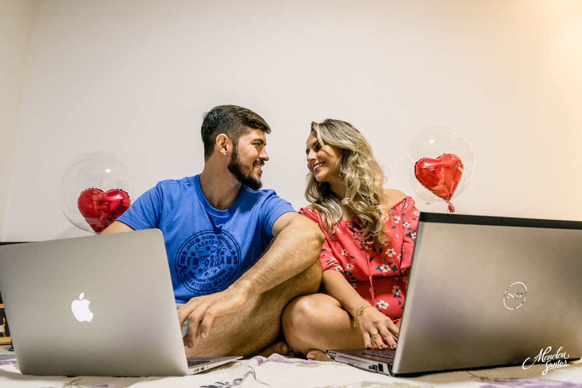 Ensaio geek de casal no apê com fotografo em fortaleza meneleu santos