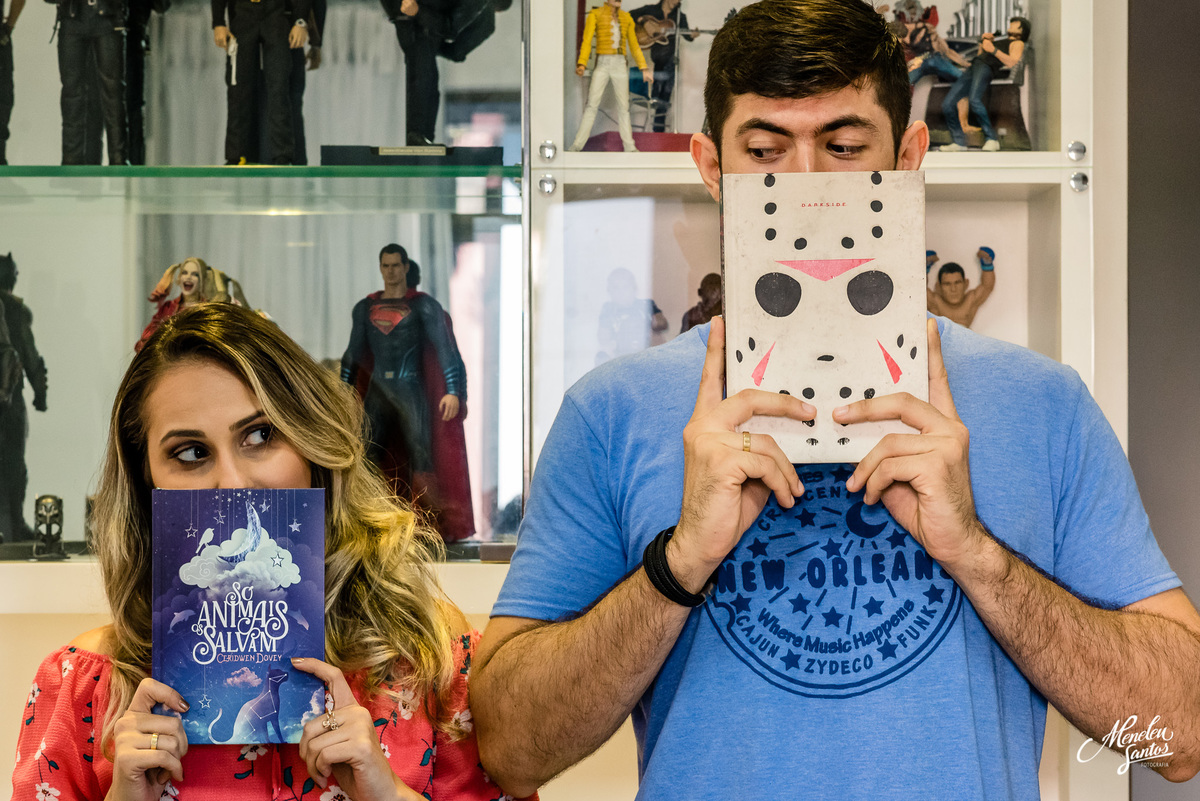 Ensaio geek de casal no apê com fotografo em fortaleza meneleu santos