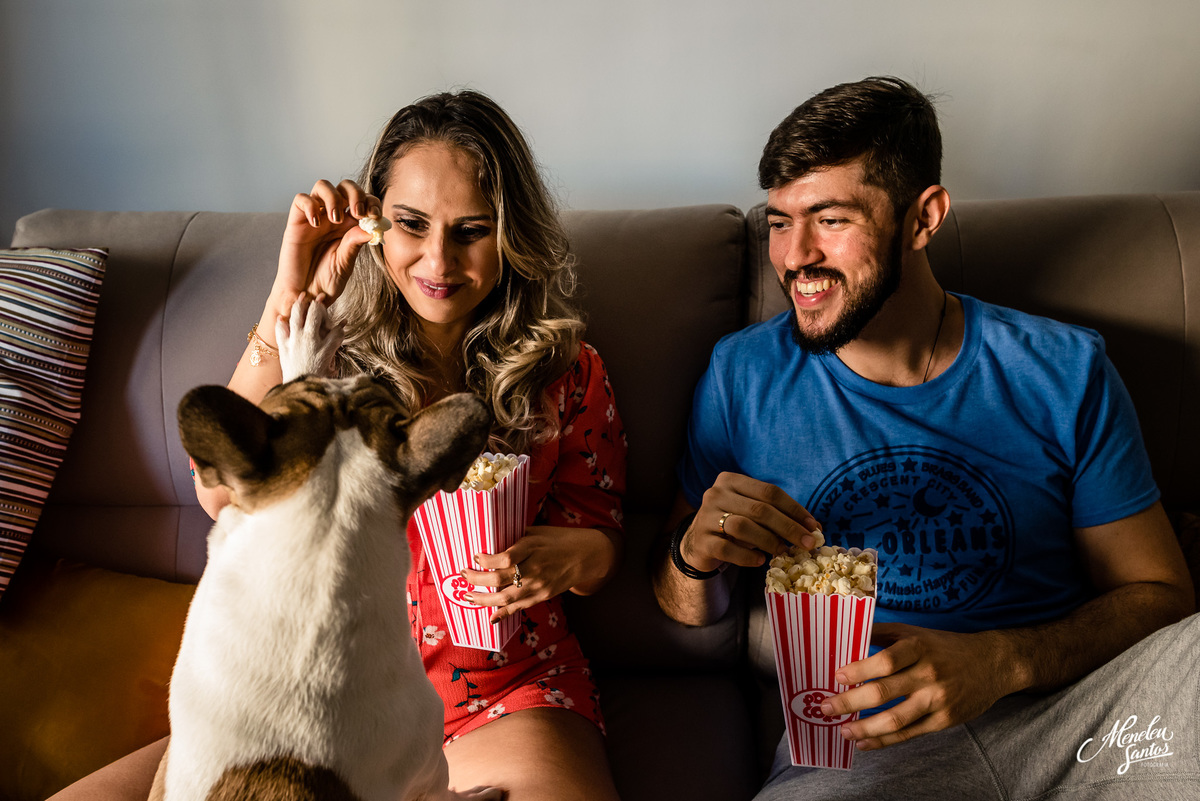 Ensaio geek de casal no apê com fotografo em fortaleza meneleu santos