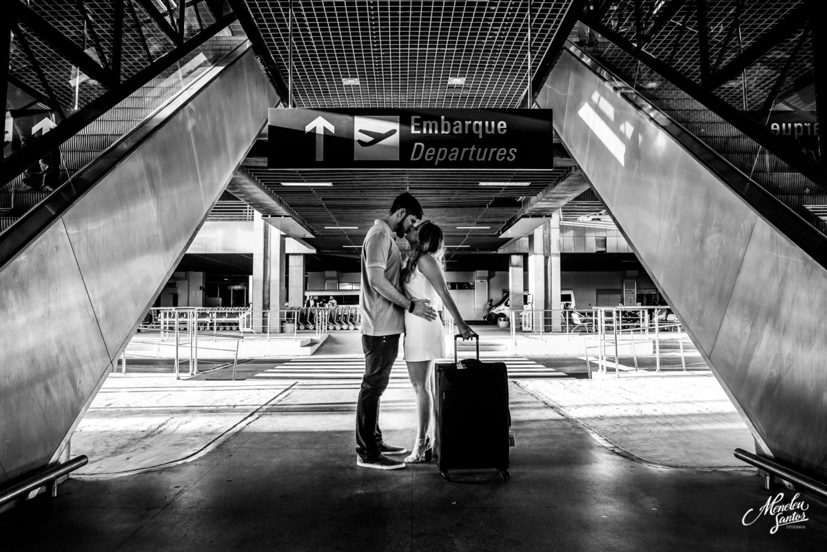 Ensaio externo no aeroporto internacional de fortaleza por fotografo de casamento meneleu santos