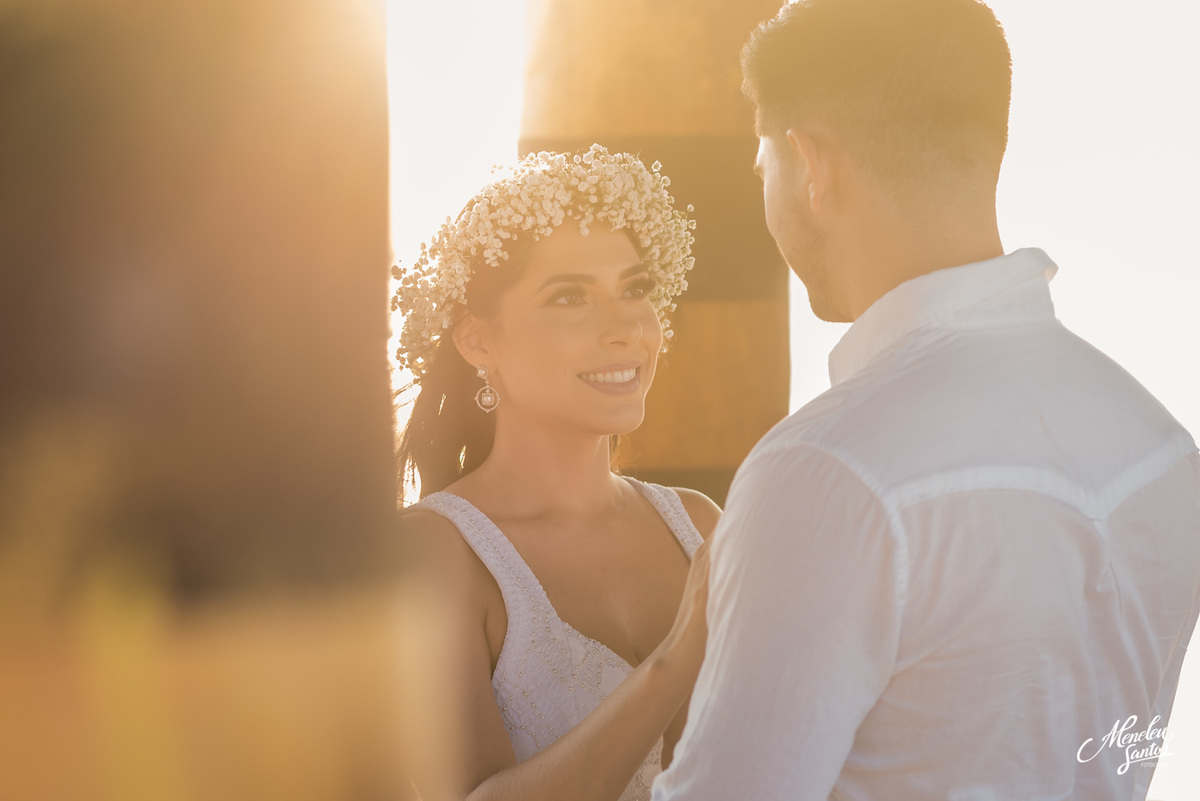 Ensaio de casal na praia do paracuru-ce pro fotografo em fortaleza Meneleu Santos