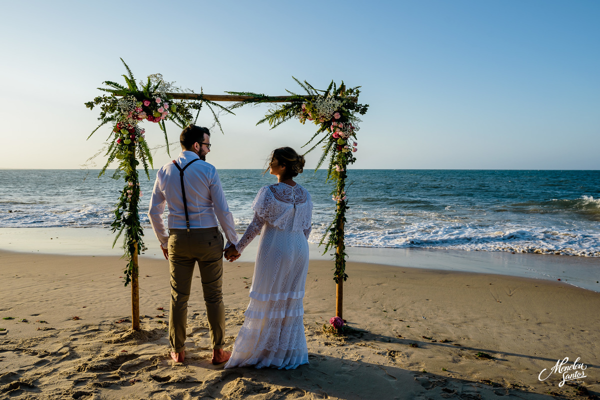 fotografia de elopement na praia com fotografo de casamento meneleu santos