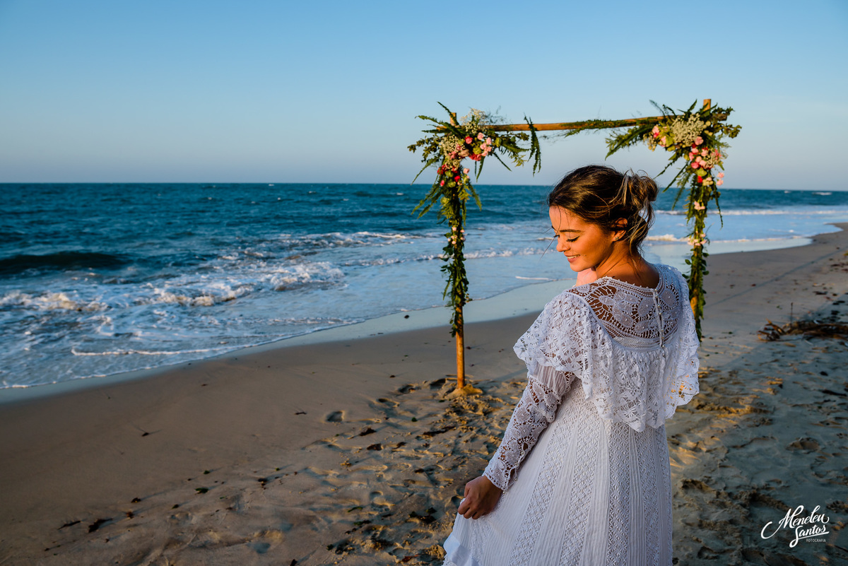fotografia de elopement na praia com fotografo de casamento meneleu santos