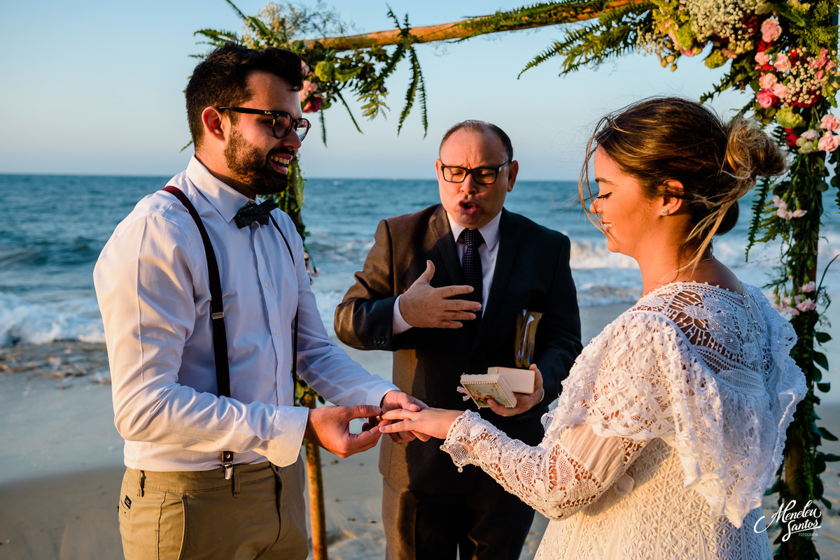 fotografia de elopement na praia com fotografo de casamento meneleu santos