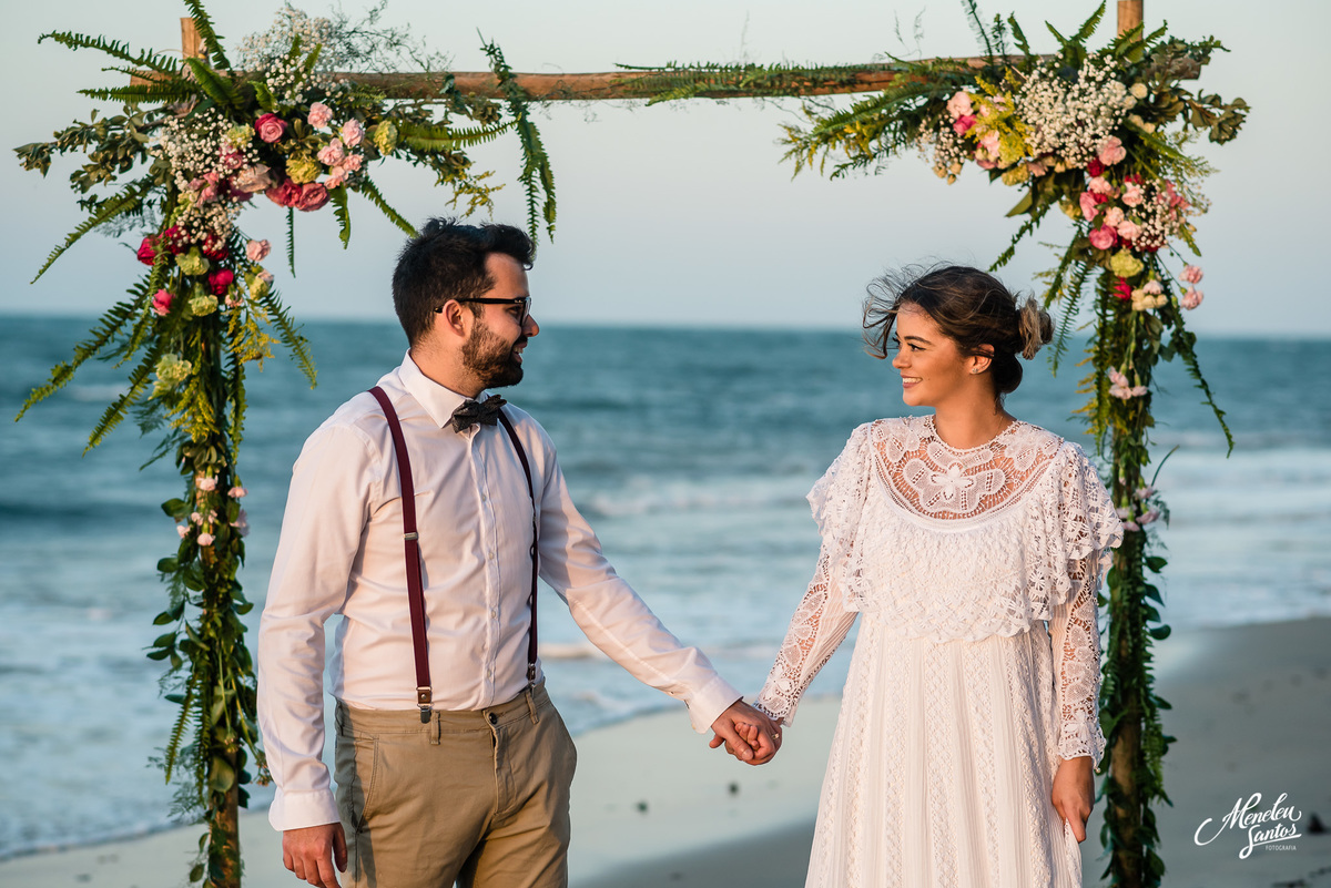 fotografia de elopement na praia com fotografo de casamento meneleu santos