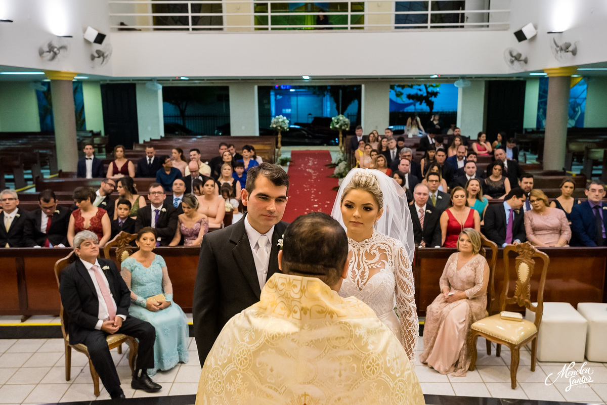 Casamento na Igreja Cristhus filius dei com fotografo de casamento em fortaleza Meneleu Santos