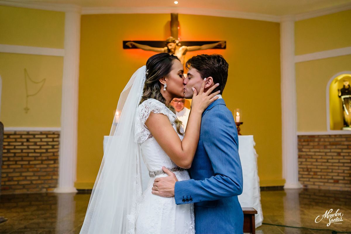 Casamento no Porto das Dunas com  Fotógrafo de casamento meneleu santos