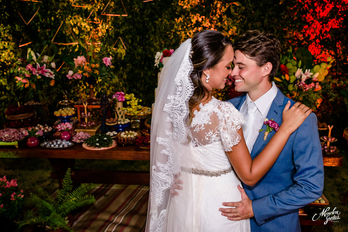 Casamento no Porto das Dunas com  Fotógrafo de casamento meneleu santos