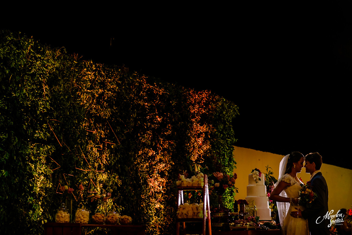 Casamento no Porto das Dunas com  Fotógrafo de casamento meneleu santos