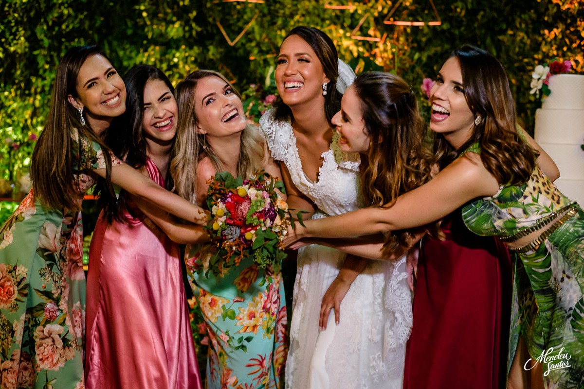 Casamento no Porto das Dunas com  Fotógrafo de casamento meneleu santos