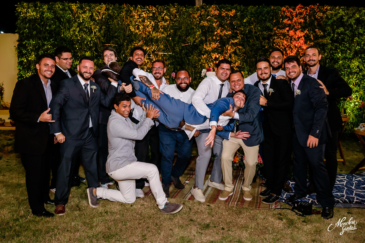 Casamento no Porto das Dunas com  Fotógrafo de casamento meneleu santos
