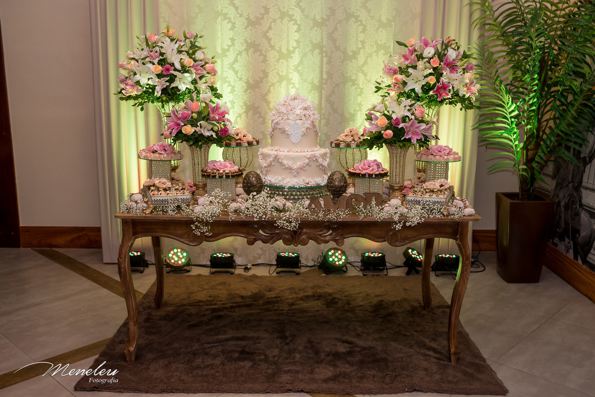 Lindo casamento civil da Nayana e Breno realizado no restaurante Cabaña Del Primo no Shopping Rio Mar em Fortaleza-CE.