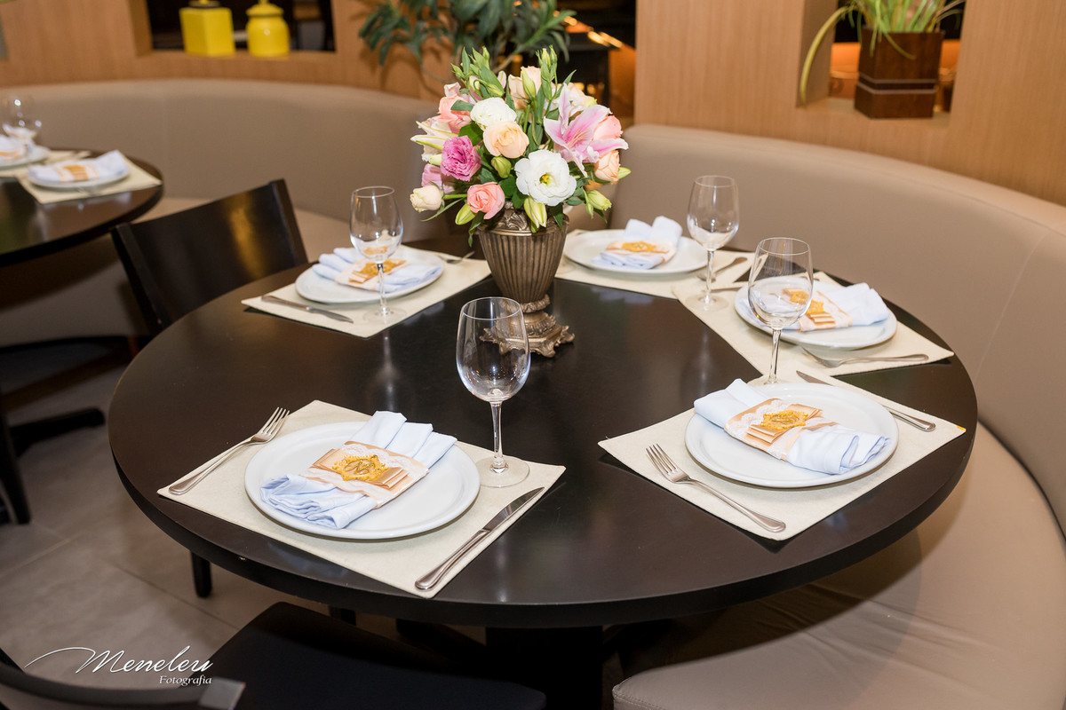 Lindo casamento civil da Nayana e Breno realizado no restaurante Cabaña Del Primo no Shopping Rio Mar em Fortaleza-CE.