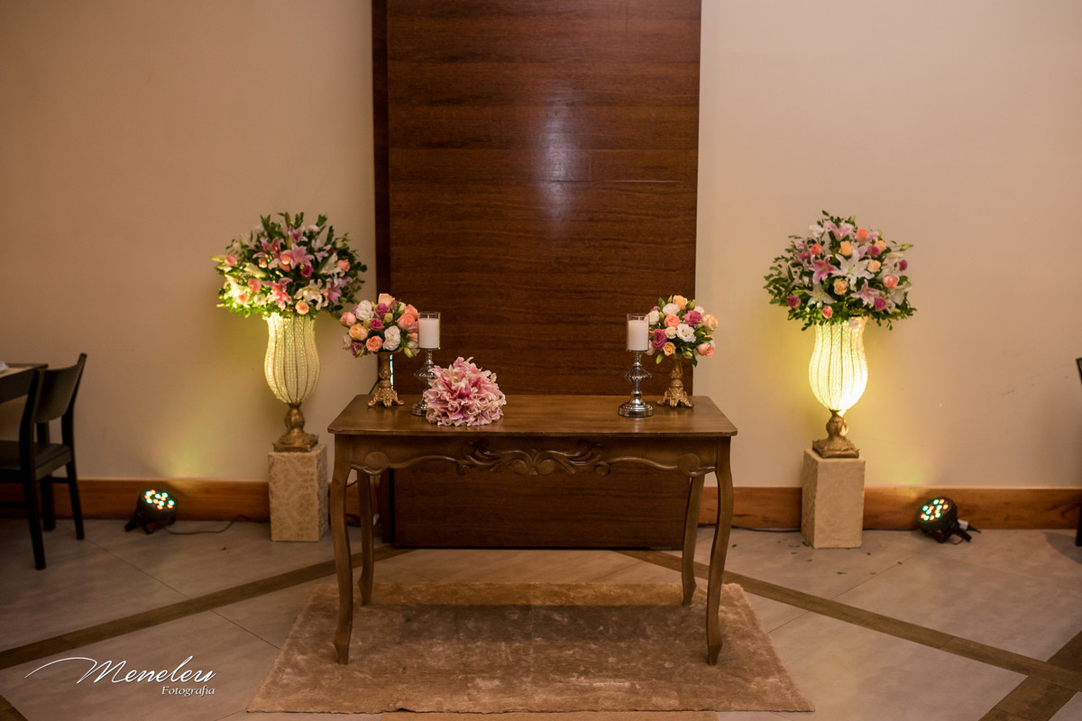 Lindo casamento civil da Nayana e Breno realizado no restaurante Cabaña Del Primo no Shopping Rio Mar em Fortaleza-CE.