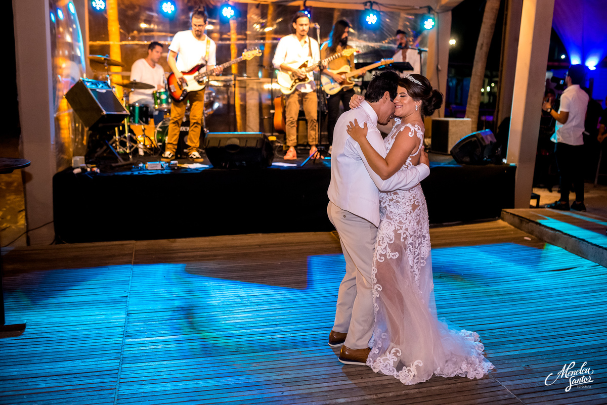 noiva casamento na praia do futuro 