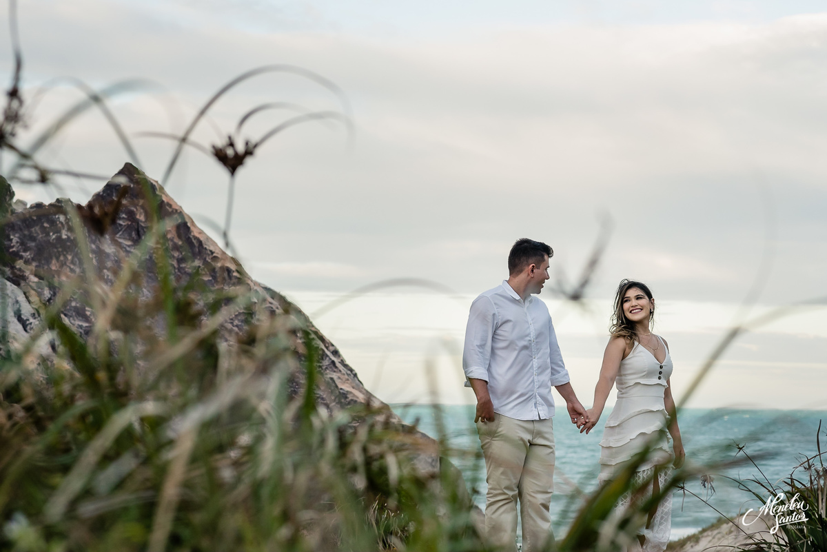 ensaio de casal na praia por fotografo em fortaleza