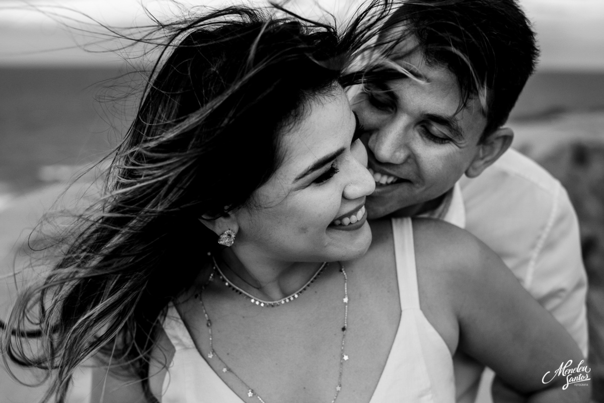 ensaio de casal na praia por fotografo em fortaleza