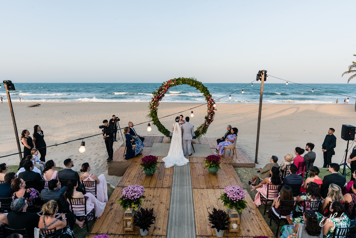 Casamento na praia na barraca Gran Royal