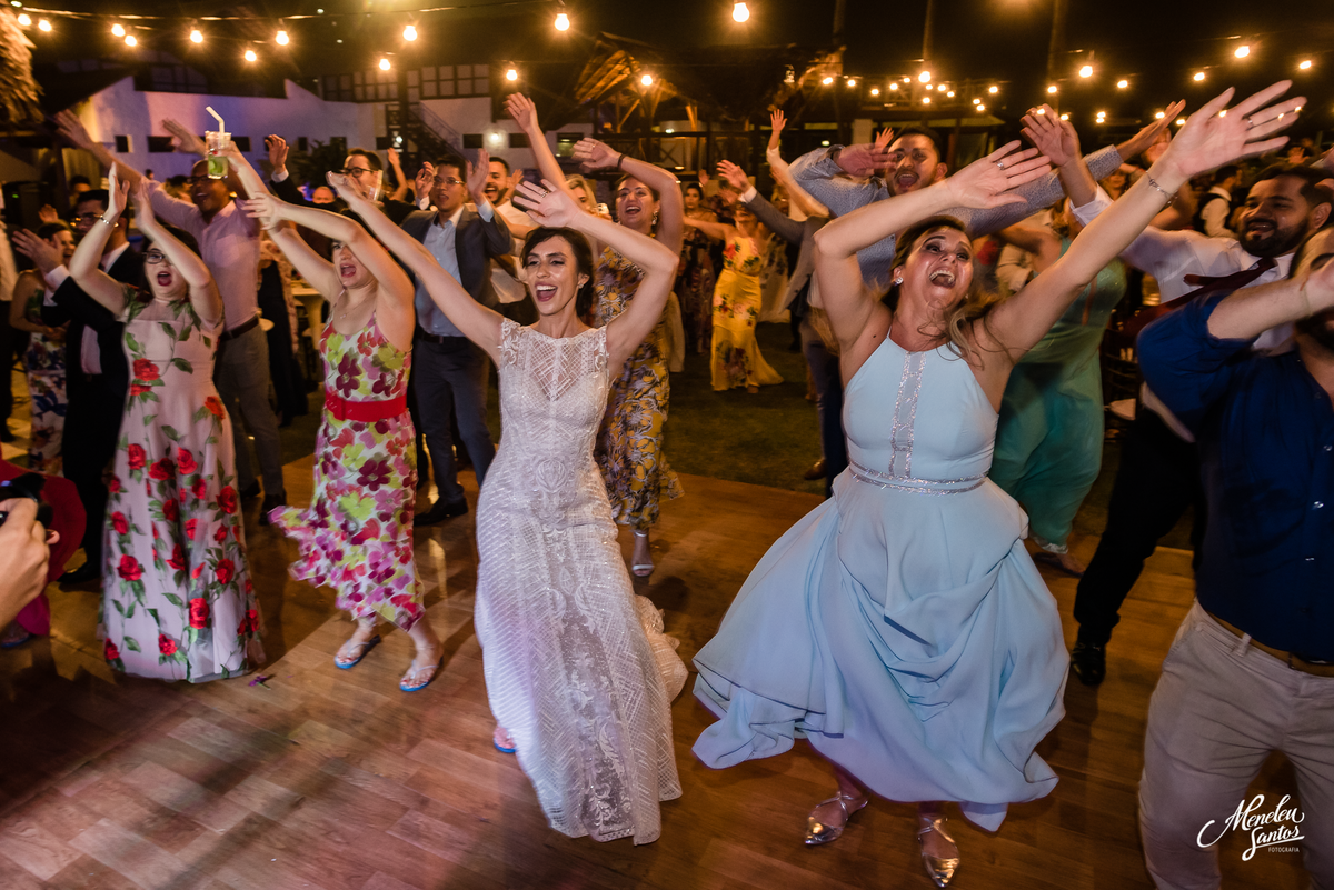 Casamento na praia na barraca Gran Royal