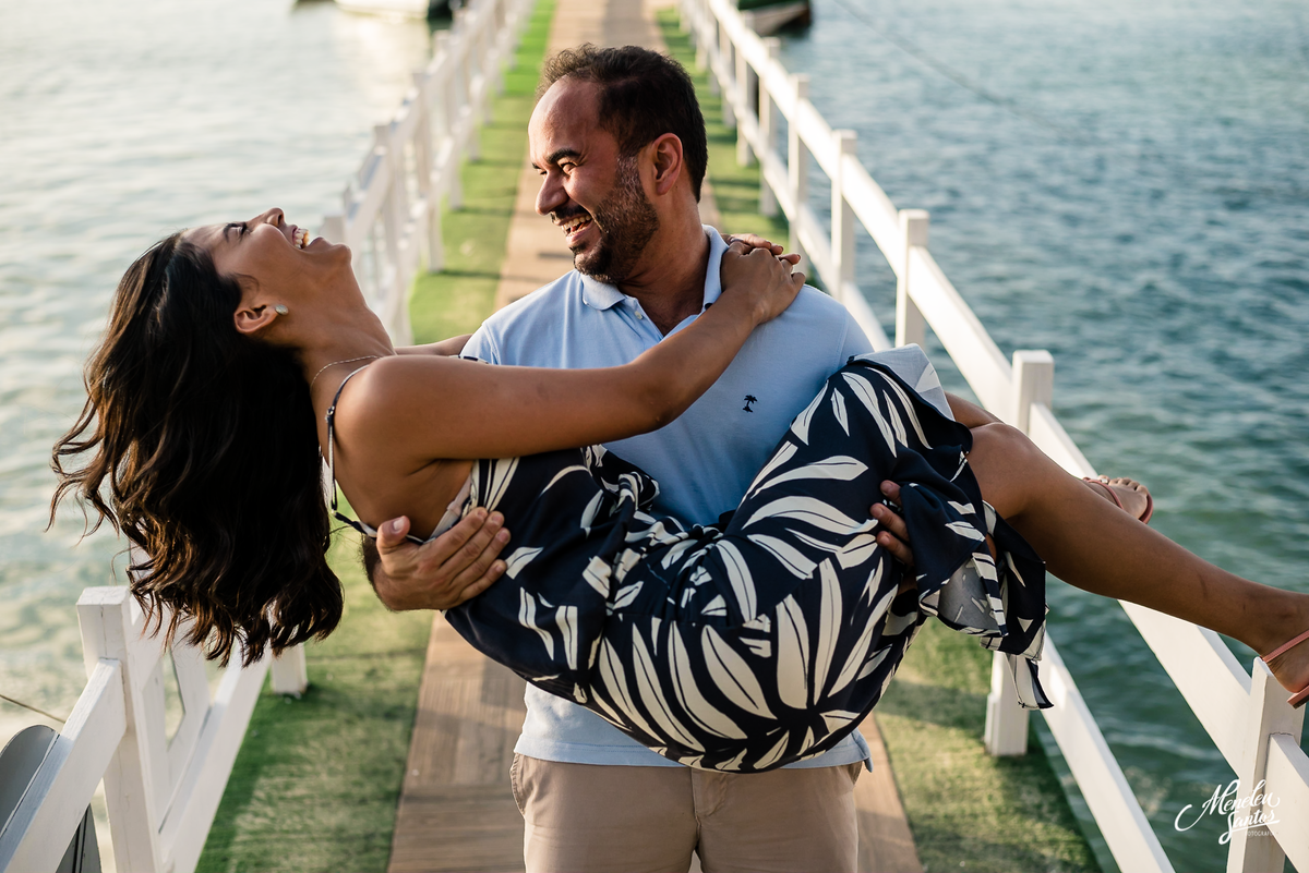 Ensaio pré casamento de casal velejando no iate Clube de Fortaleza-CE