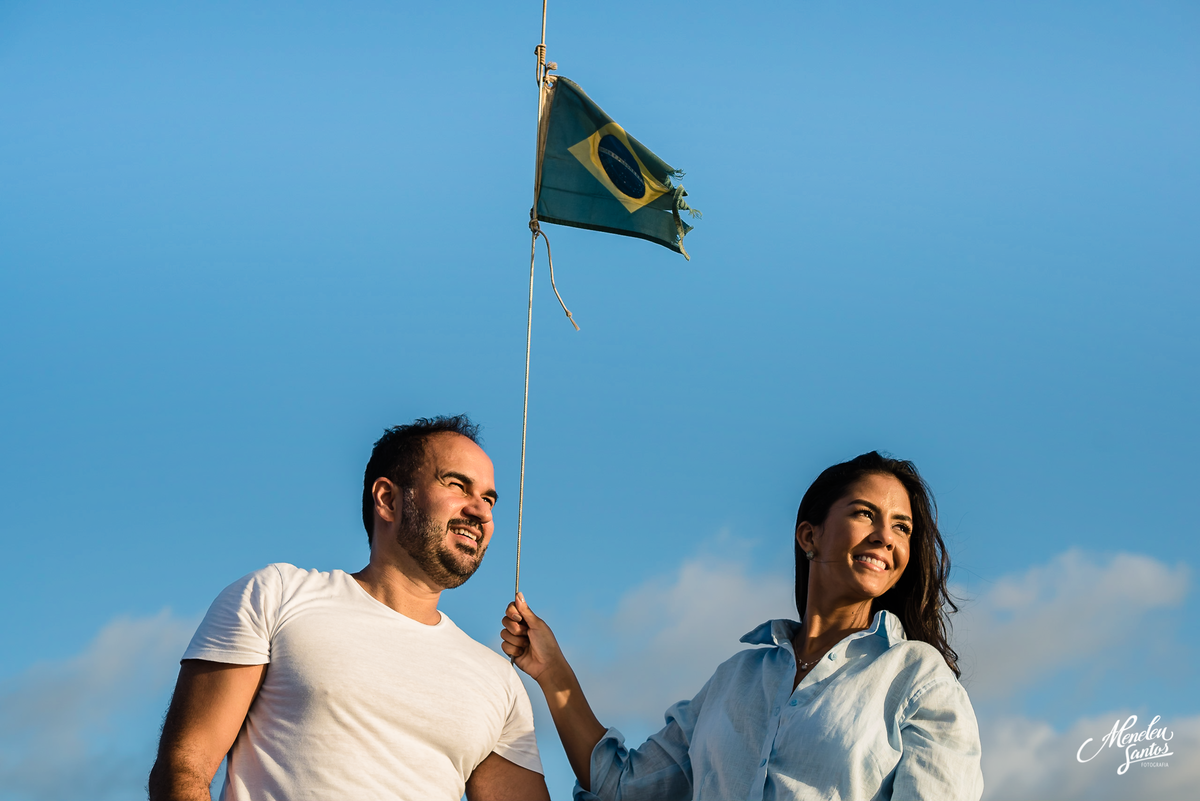 Ensaio pré casamento de casal velejando no iate Clube de Fortaleza-CE