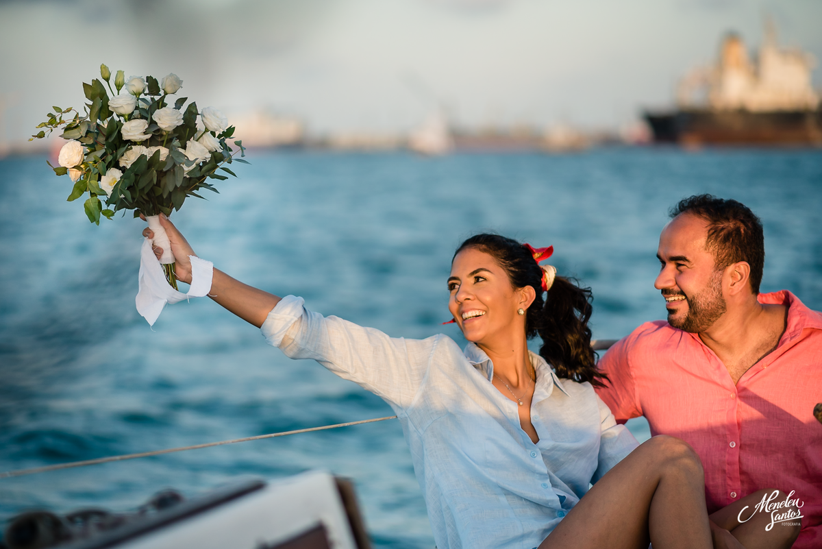 Ensaio pré casamento de casal velejando no iate Clube de Fortaleza-CE