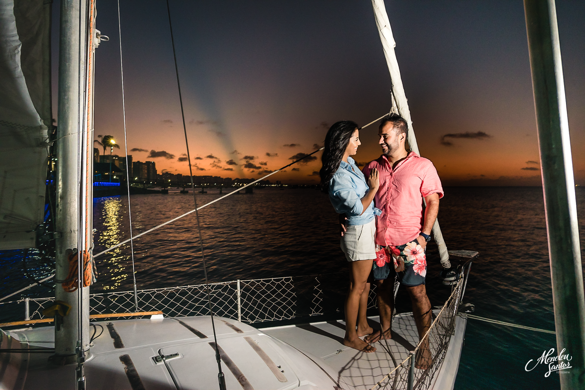 Ensaio pré casamento de casal velejando no iate Clube de Fortaleza-CE