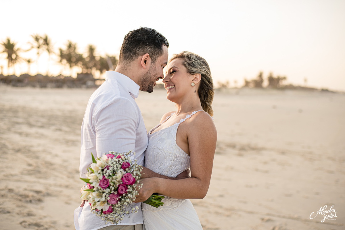 Ensaio externo no porto das dunas com fotografo de casamento em fortaleza
