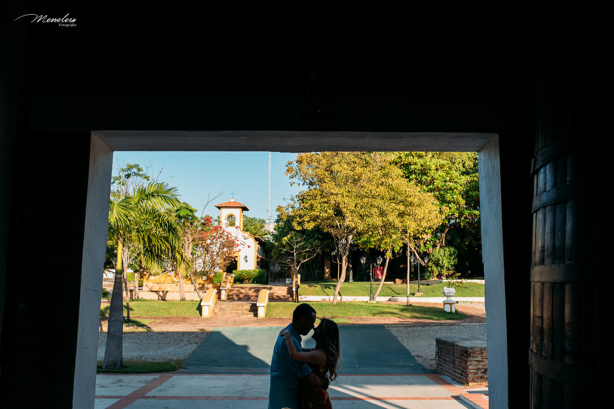 Fotógrafo em Fortaleza realizando ensaio externo no engenhoca parque