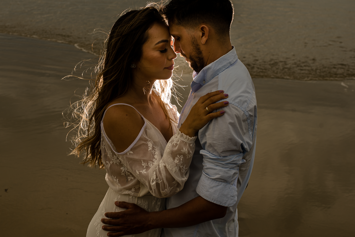 Pre wedding na taíba por fotografo de ensaios em fortaleza
