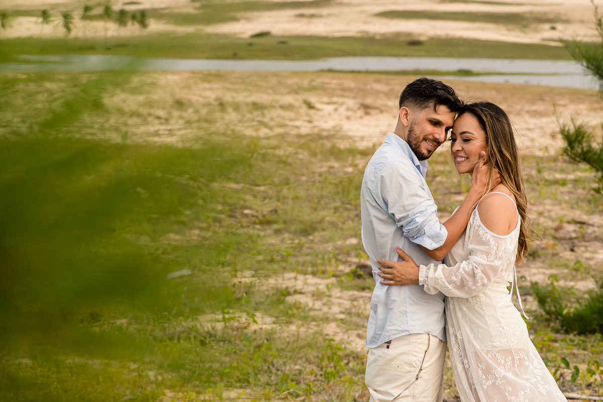 Pre wedding na taíba por fotografo de ensaios em fortaleza