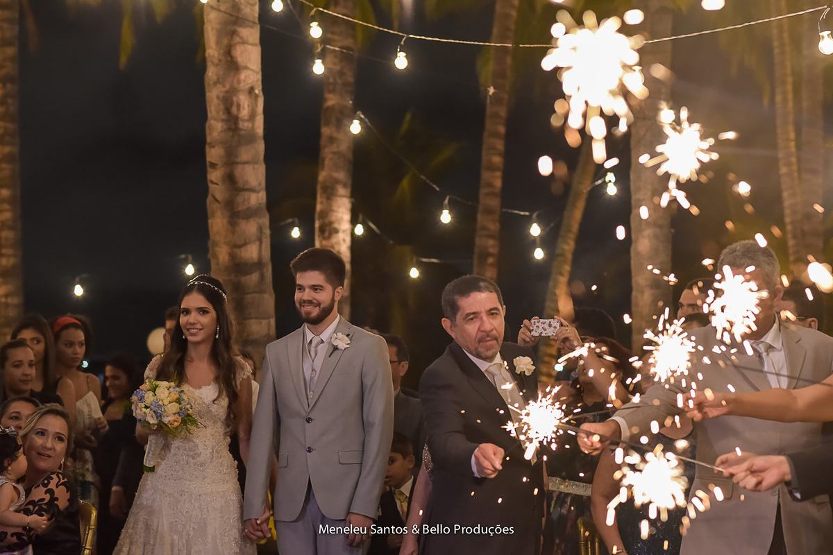 Noivos no bosque do Marina park hotel